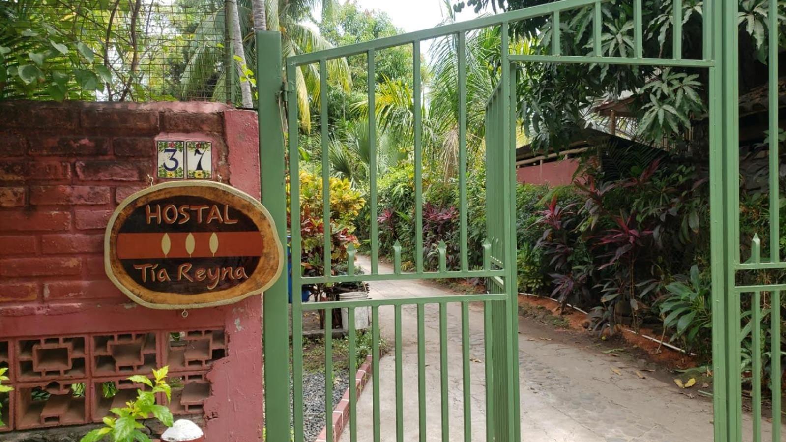 Hostal Tia Reyna El Zonte Ngoại thất bức ảnh